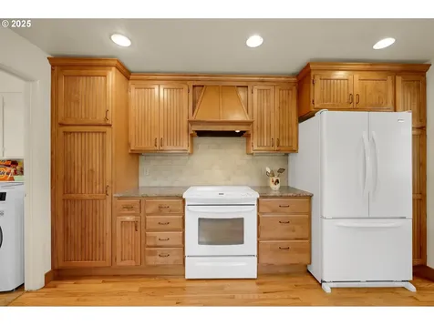 2975 Tomahawk Lane Eugene OR 97401