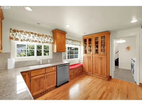 2975 Tomahawk Lane Eugene OR 97401
