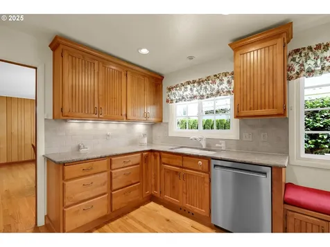 2975 Tomahawk Lane Eugene OR 97401
