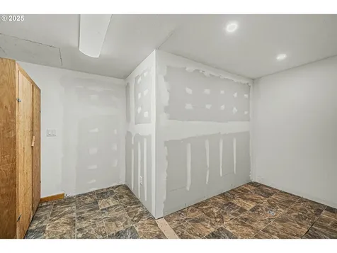 18595 Nestucca Drive Cloverdale OR 97112
