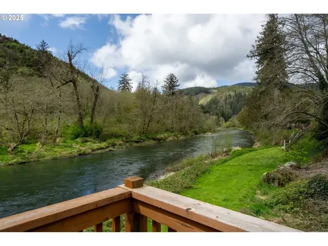 18595 Nestucca Drive Cloverdale OR 97112