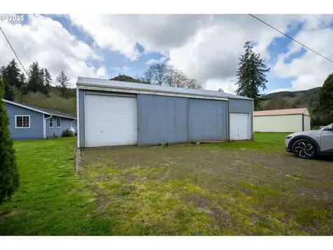 18595 Nestucca Drive Cloverdale OR 97112