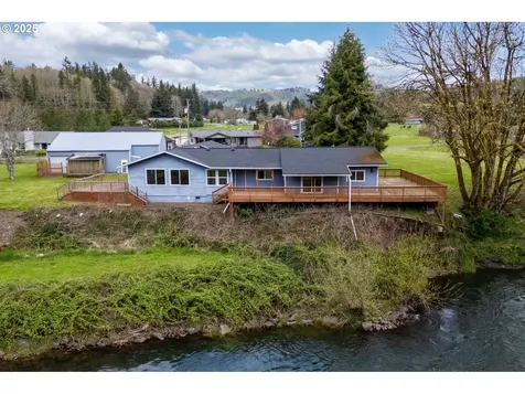 18595 Nestucca Drive Cloverdale OR 97112