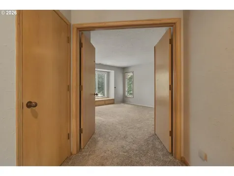 1912 Sunburst Terrace West Linn OR 97068