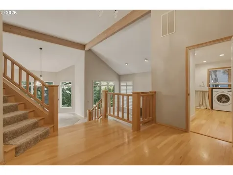 1912 Sunburst Terrace West Linn OR 97068