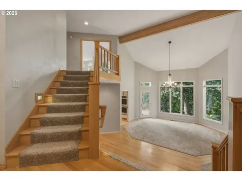1912 Sunburst Terrace West Linn OR 97068