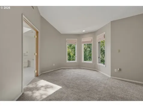 1912 Sunburst Terrace West Linn OR 97068