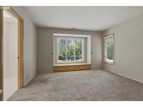 1912 Sunburst Terrace West Linn OR 97068