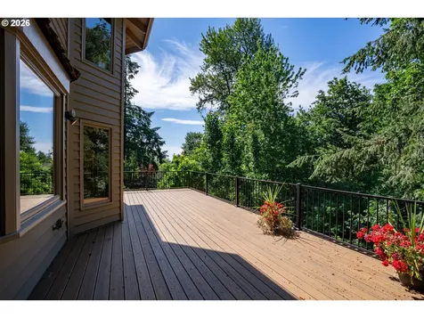 1912 Sunburst Terrace West Linn OR 97068