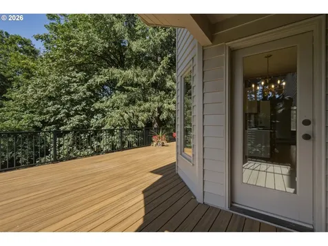 1912 Sunburst Terrace West Linn OR 97068