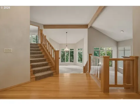 1912 Sunburst Terrace West Linn OR 97068