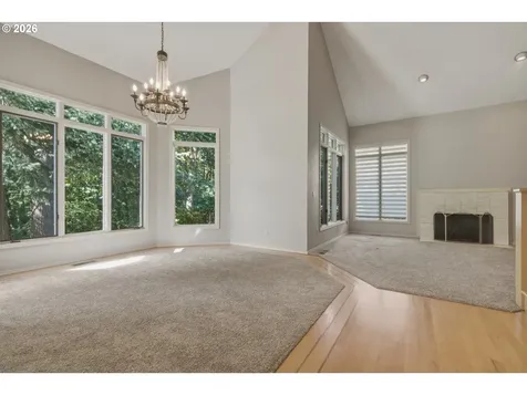 1912 Sunburst Terrace West Linn OR 97068