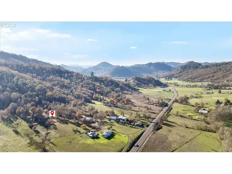 3620 Happy Valley Road Roseburg OR 97471