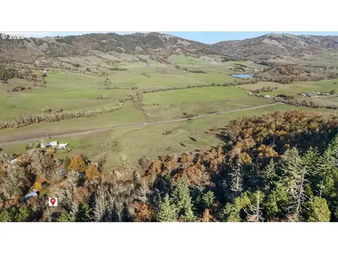 3620 Happy Valley Road Roseburg OR 97471