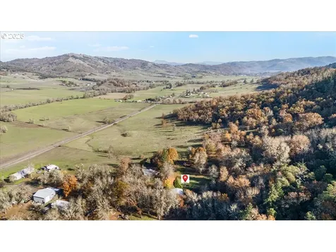 3620 Happy Valley Road Roseburg OR 97471