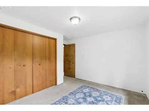 1175 Oak Street Silverton OR 97381