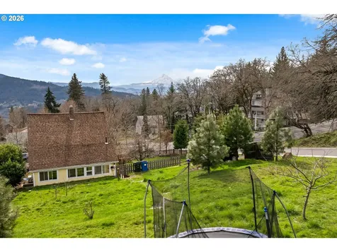 0 NW Garfield Avenue White Salmon WA 98672