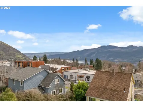 0 NW Garfield Avenue White Salmon WA 98672