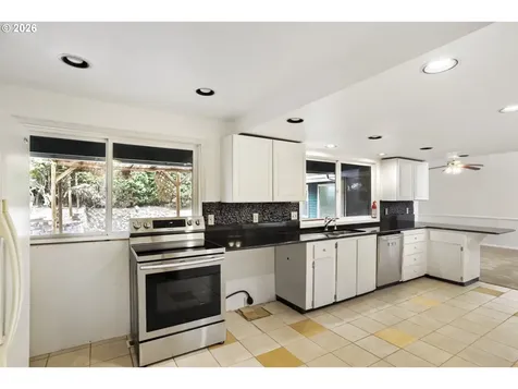 5950 NW Simnasho Drive Portland OR 97229