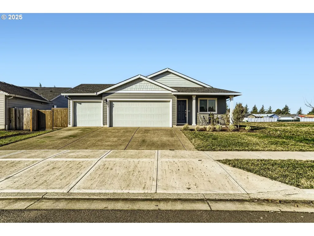 387 Killian Spring Drive Woodburn OR 97071