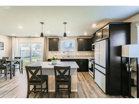 387 Killian Spring Drive Woodburn OR 97071