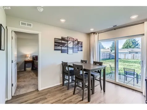387 Killian Spring Drive Woodburn OR 97071