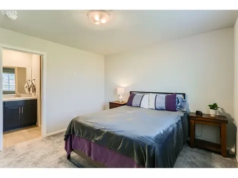 387 Killian Spring Drive Woodburn OR 97071