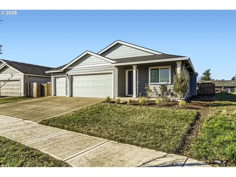 387 Killian Spring Drive Woodburn OR 97071