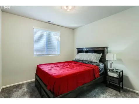 387 Killian Spring Drive Woodburn OR 97071