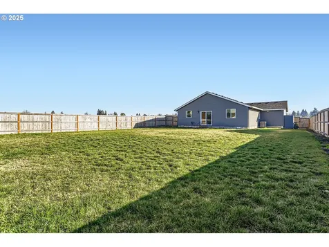 387 Killian Spring Drive Woodburn OR 97071