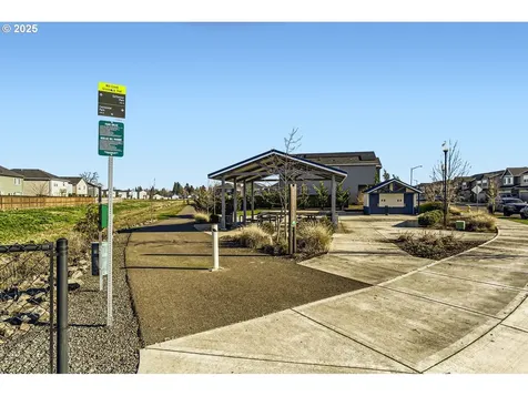 387 Killian Spring Drive Woodburn OR 97071
