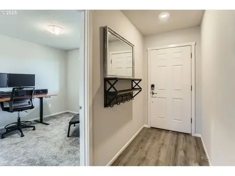 387 Killian Spring Drive Woodburn OR 97071