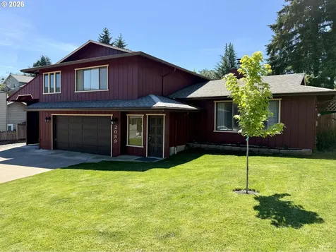 2089 NW Sunberry Drive Roseburg OR 97471