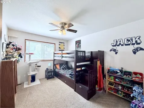 2089 NW Sunberry Drive Roseburg OR 97471