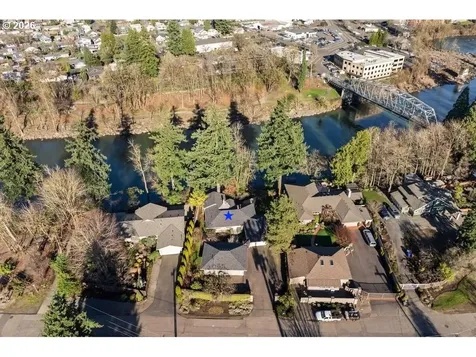 15741 S Washington Street Oregon City OR 97045