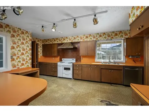 15741 S Washington Street Oregon City OR 97045