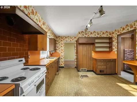 15741 S Washington Street Oregon City OR 97045
