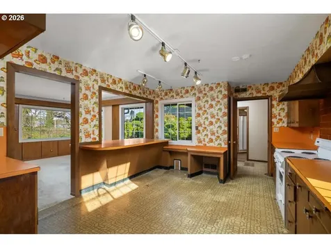 15741 S Washington Street Oregon City OR 97045