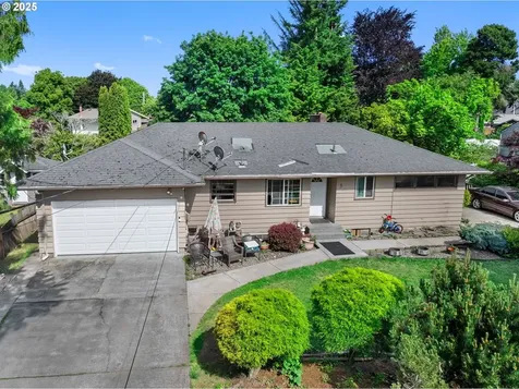 570 NW Birdsdale Avenue Gresham OR 97030