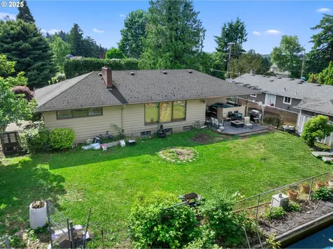 570 NW Birdsdale Avenue Gresham OR 97030