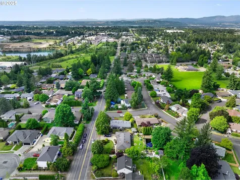 570 NW Birdsdale Avenue Gresham OR 97030