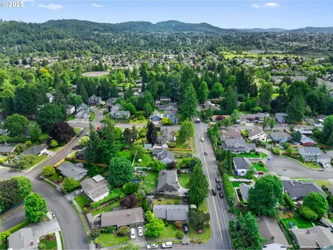 570 NW Birdsdale Avenue Gresham OR 97030