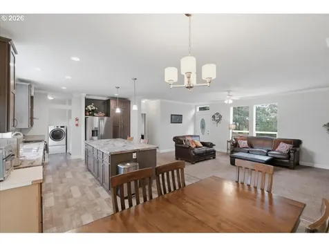 1017 N 2nd Street Jefferson OR 97352
