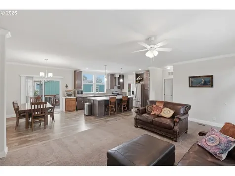 1017 N 2nd Street Jefferson OR 97352