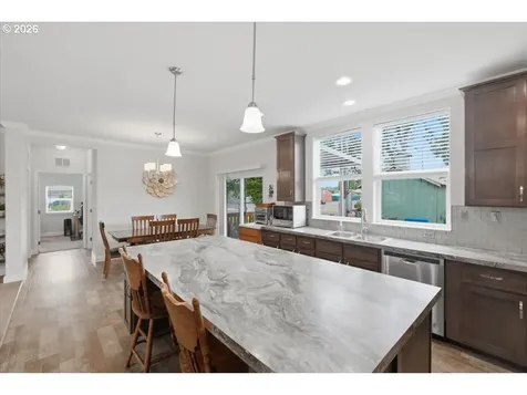 1017 N 2nd Street Jefferson OR 97352