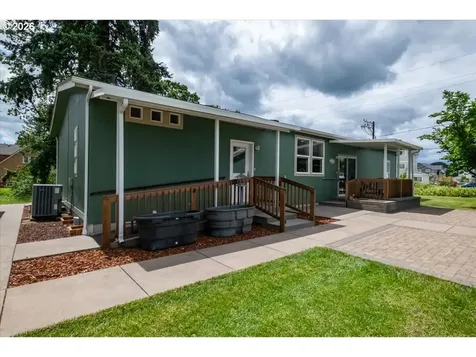 1017 N 2nd Street Jefferson OR 97352