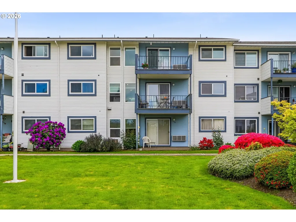 950 Evergreen Road Woodburn OR 97071