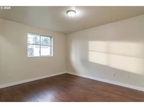 341 Ash Street Sutherlin OR 97479