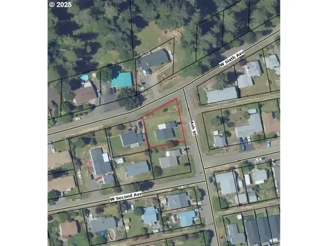 341 Ash Street Sutherlin OR 97479