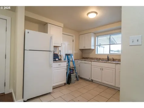 341 Ash Street Sutherlin OR 97479